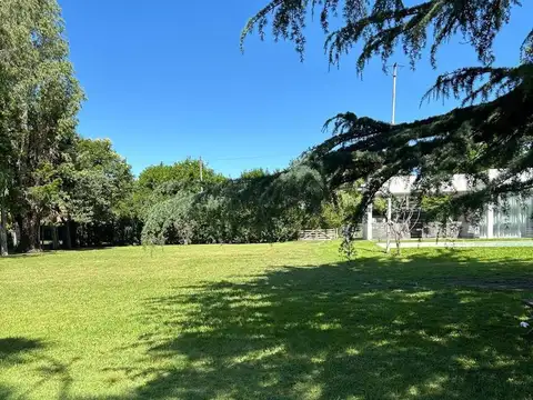 Terreno en Venta en Berazategui, USD 110.000