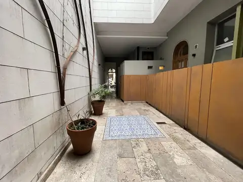 Depto Tipo Casa 3 ambientes con 2 baños
