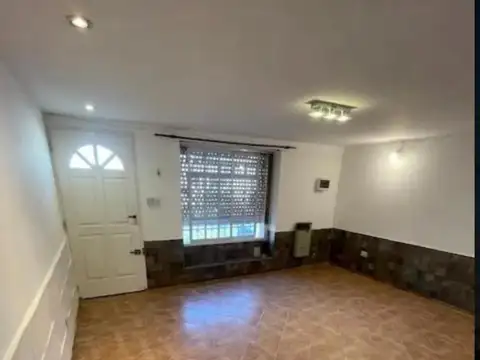 VENTA DUPLEX 3 AMBIENTES CON COCHERA TEMPERLEY APTO CREDITO