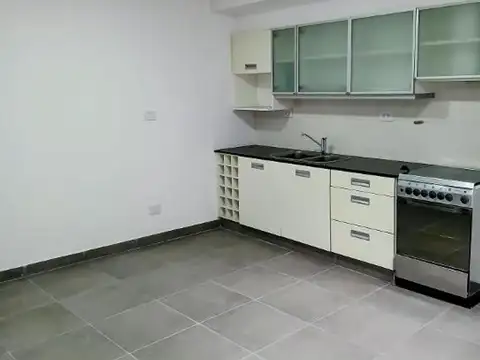 Depto Tipo Casa 2 ambientes con 1 baño