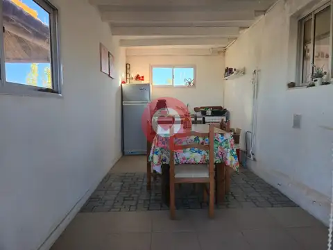 Casa 4 ambientes con 1 baño