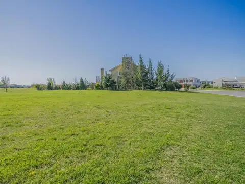 Terreno en Venta en Carlos Spegazzini, USD 78.000