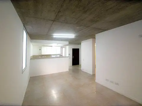 C Colon 1400, Piso 4