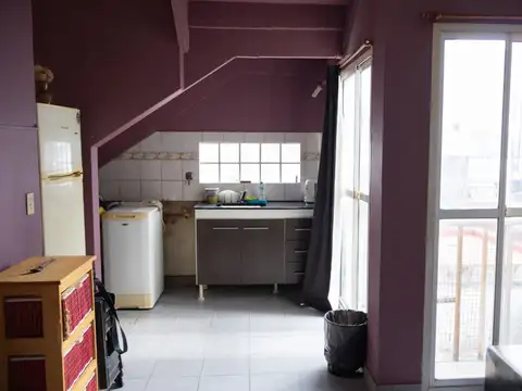 Depto Tipo Casa en Venta de 2 ambientes