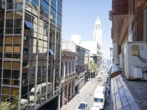 ALQUILER OFICINA EN CIUDAD VIEJA