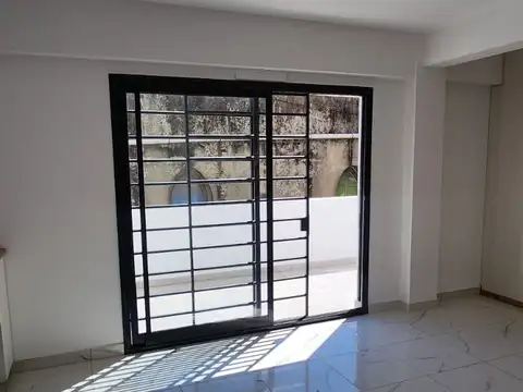 INGENIERO MARCONI 500, Piso 1