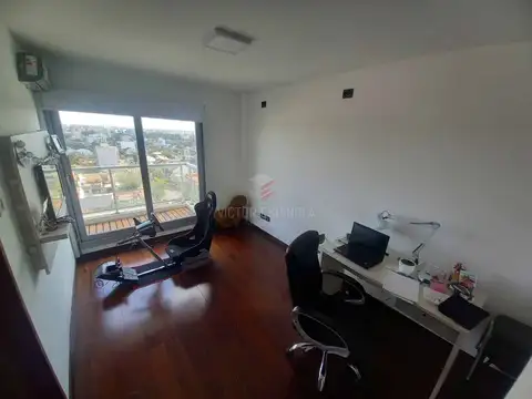 Departamento 5 ambientes con 4 baños