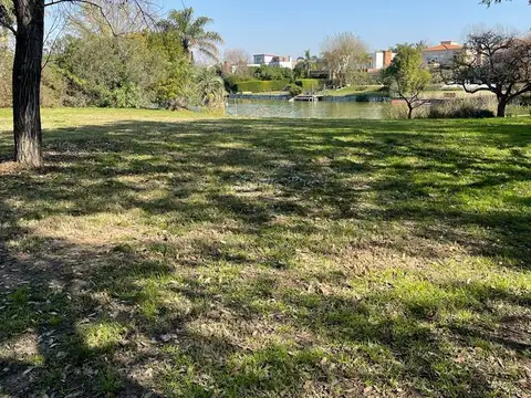 Terreno en Venta de 1600,0 m2