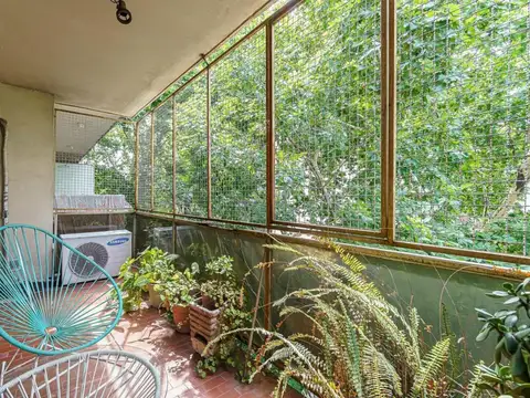 VENTA DEPARTAMENTO FLORES 4 AMB  BALCON COCHERA
