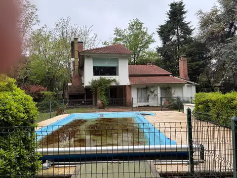 Casa en Alquiler de 3 dormitorios
