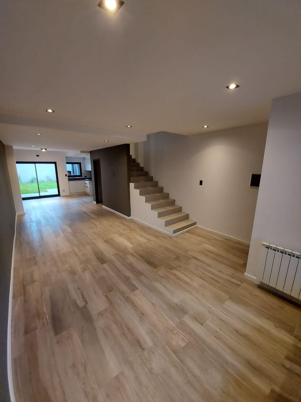 DUPLEX 3 AMBIENTES CON TERRAZA.