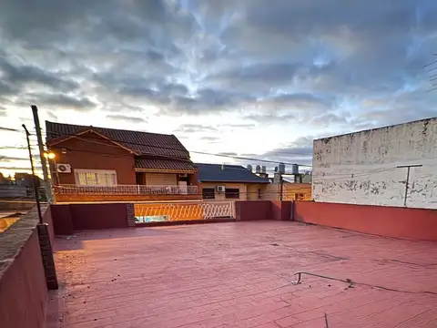 Ph tipo casa al frente en venta en Villa Libertad