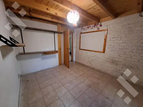 Gabriel Saurel  al 200VENTA - SAN MARTÍN DE LOS ANDES  - CASA Y DPTO