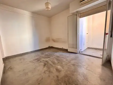 Irigoyen 700, Piso 3