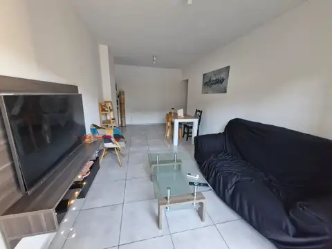 Hermoso 4 ambientes en alquiler con balcon!