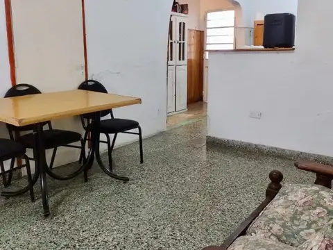 Casa en Venta en Adrogue, USD 76.000