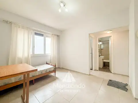 Departamento Monoambiente lateral - zona centro!