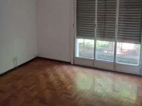 Departamento 5 ambientes con 2 baños