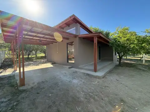 VENTA CASA 2 DORMITORIOS COMUNA SAN ROQUE EN POZO