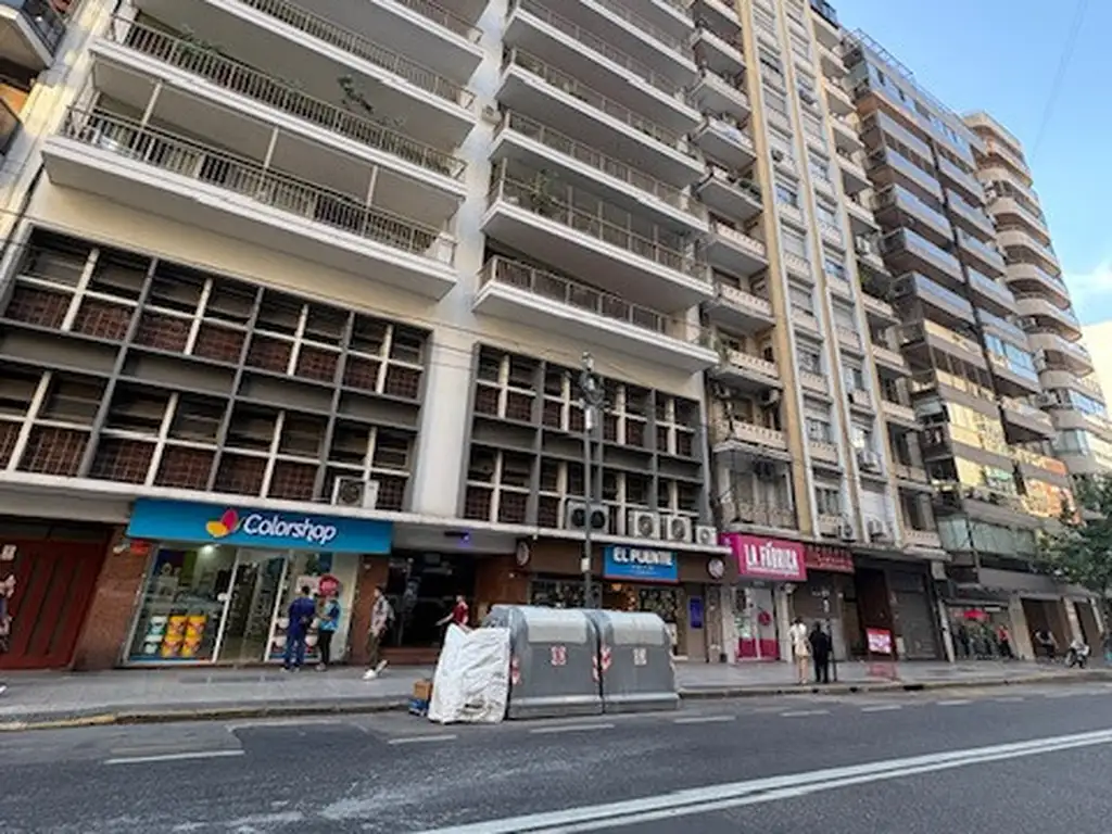 Av Gral Juan M De Pueyrredon 900, Piso 7