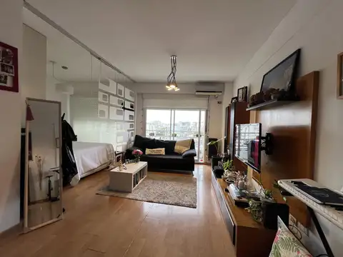 Av Cordoba al 3500 - Piso Alto - Vista Abierta - Mono divisible 45m2