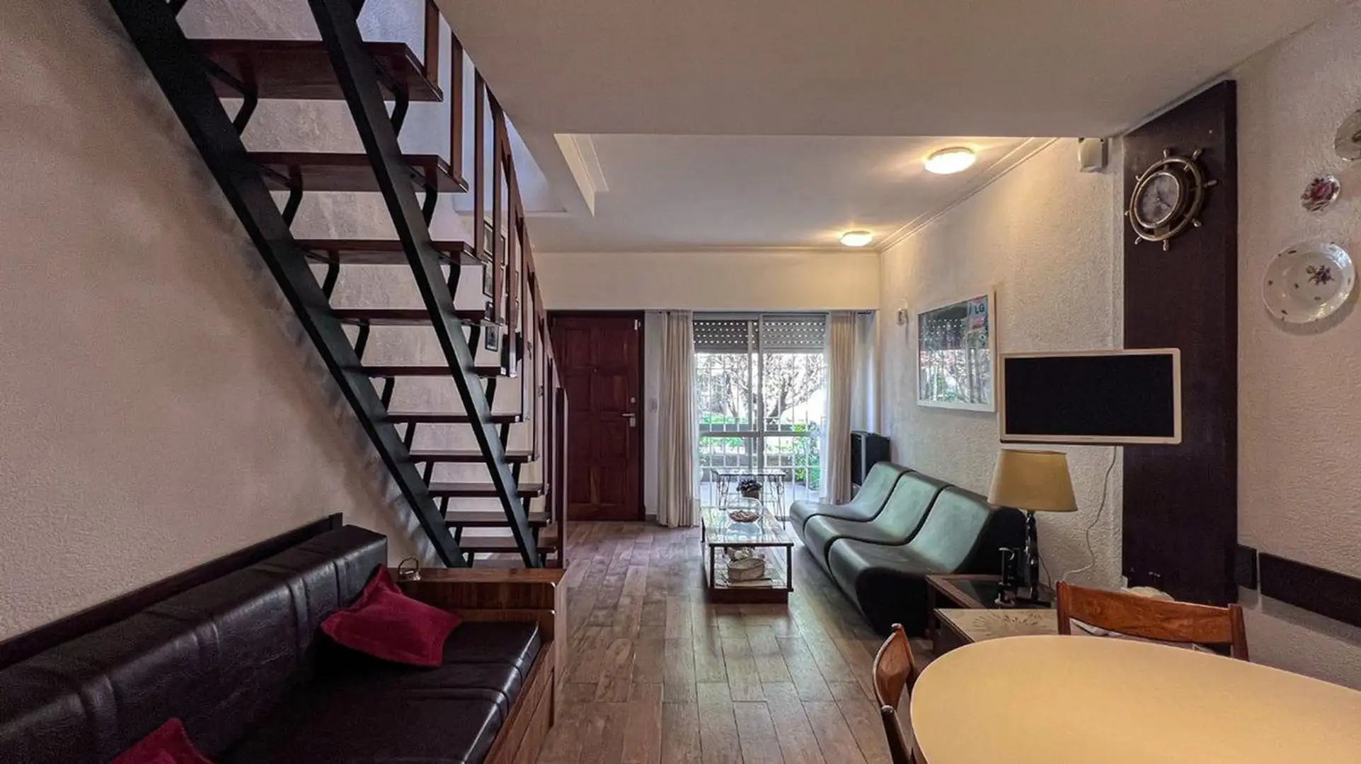 Venta Duplex 3 ambientes P Mogotes cochera baulera