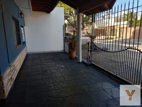 Casa en Venta en Moron Sur, USD 105.000