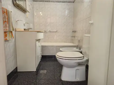 Depto Tipo Casa en Venta en Ciudadela, USD 95.000