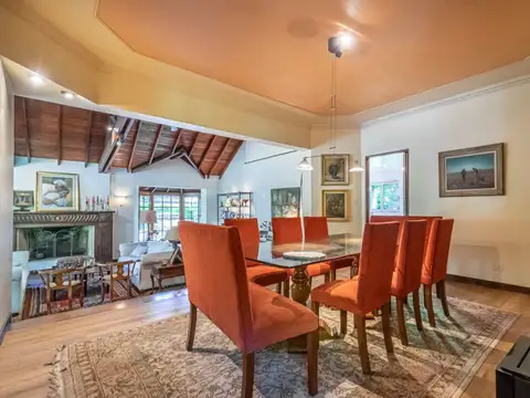 Casa 8 ambientes - Golf Club Argentino