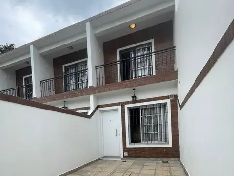 Depto Tipo Casa en Venta de 2 dormitorios