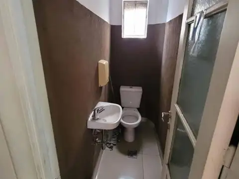 Departamento 5 ambientes con 2 baños