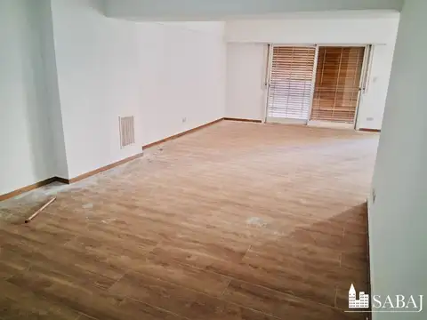 Agrelo 4300, Piso 4