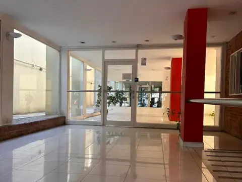 Avenida Díaz Vélez 100