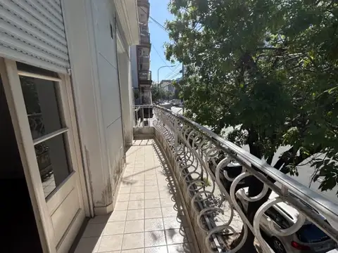 3 amb tipo casa a 1 c esc al frente entrada indepte coch opc