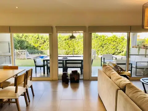 VENTA DE EXCELENTE CASA EN  LA CAÑADA, LOS TILOS