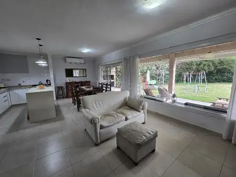La Pista  1095