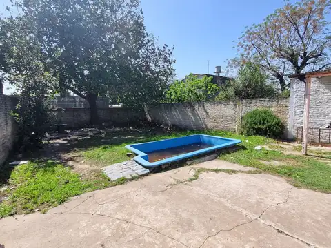 Casa 3 ambientes con 1 baño