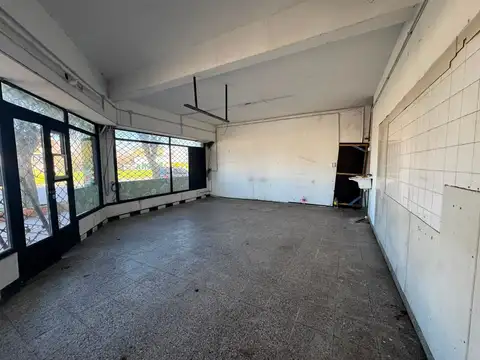 Avenida Lisandro de la Torre 500