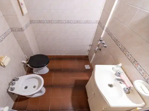 Depto Tipo Casa 3 ambientes con 2 baños