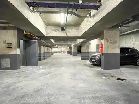 Av.  Maipu 3800 cochera 1 ss 109 entre Diaz Velez y Debenedetti