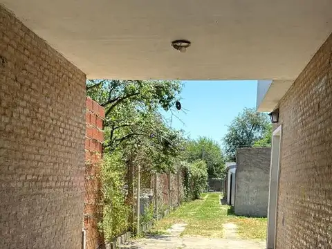 Casa 3 ambientes con 1 baño