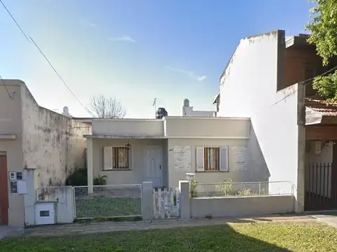 LOTE DE TERRENO CON CASA