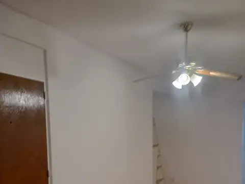 AV GAONA 3000, Piso 5