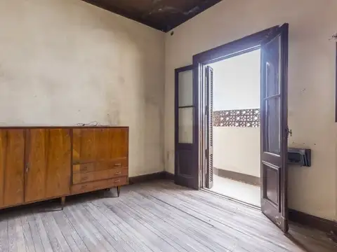 Depto Tipo Casa en Venta 76 años
