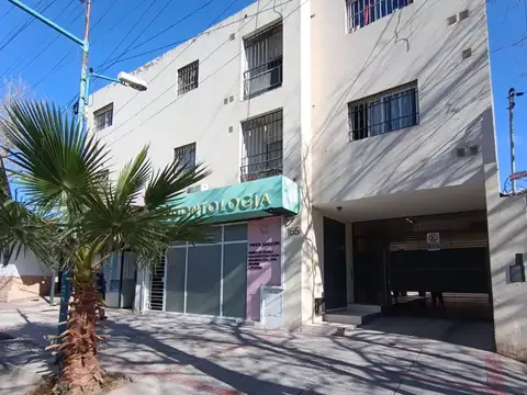 DEPARTAMENTO EXCELENTE UBICACION EN GODOY CRUZ