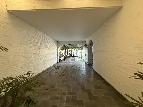 Casa 4 ambientes con 1 baño