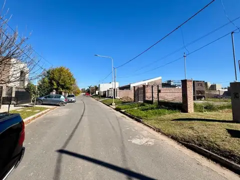 VENTA TERRENO EN LOS LAPACHOS