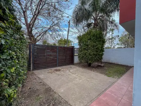 Depto Tipo Casa en Venta de 2 dormitorios