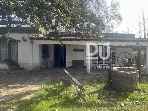 Casa a la  venta en  General Rodríguez