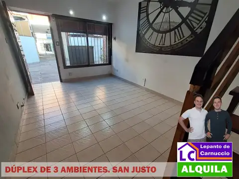 DÚPLEX  DE 3 AMBIENTES CON EN SAN JUSTO. EN SEGUNDO CUERPO Y EN PLANTA BAJA. SIN EXPENSAS.